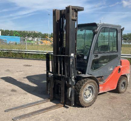 Toyota 02-8FDJ35 Dieselstapler