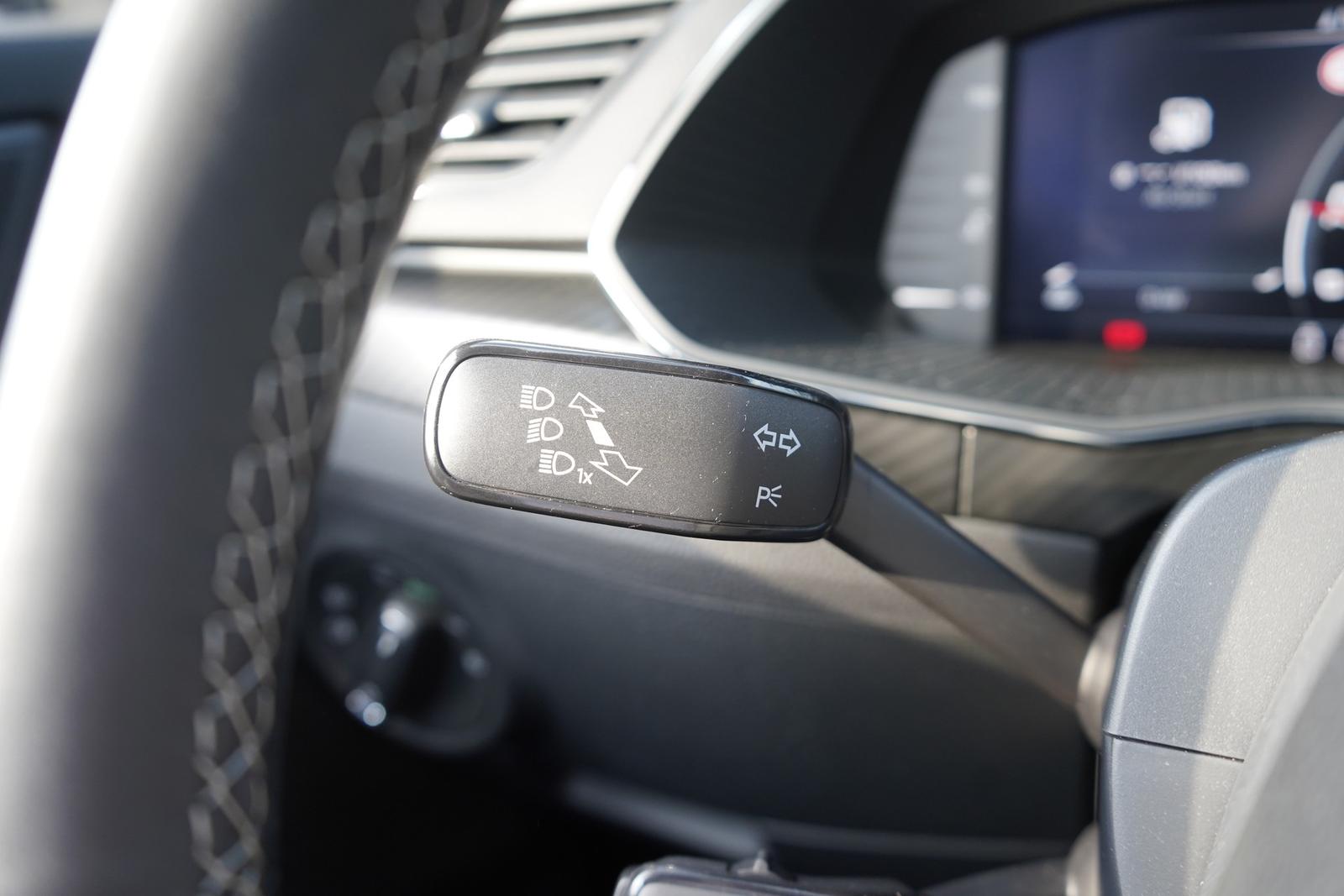 Skoda Superb Combi 2.0TSI Sportline DSG LED Panorama