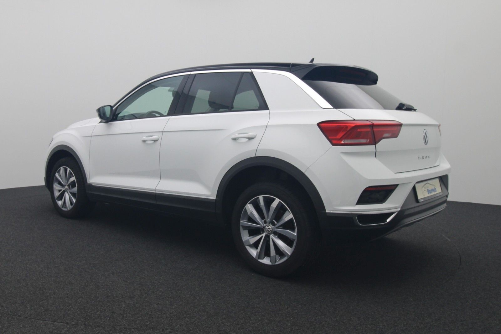 Fahrzeugabbildung Volkswagen T-Roc 2.0 TDI  ACC Navi Kamera LEDER LED