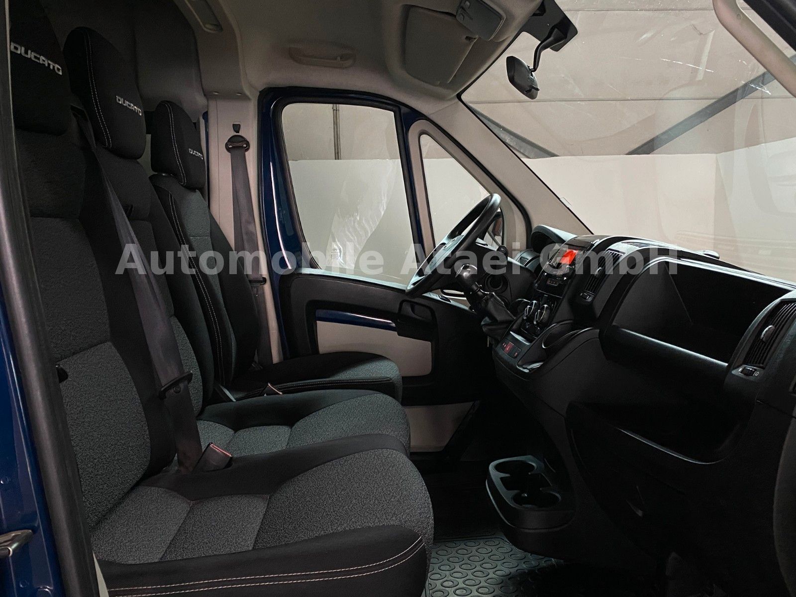 Fahrzeugabbildung Fiat Ducato 140 Erdgas Kombi MAXI 9-SITZE (4012)