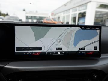 2025 BMW M240I — миниатюра 14