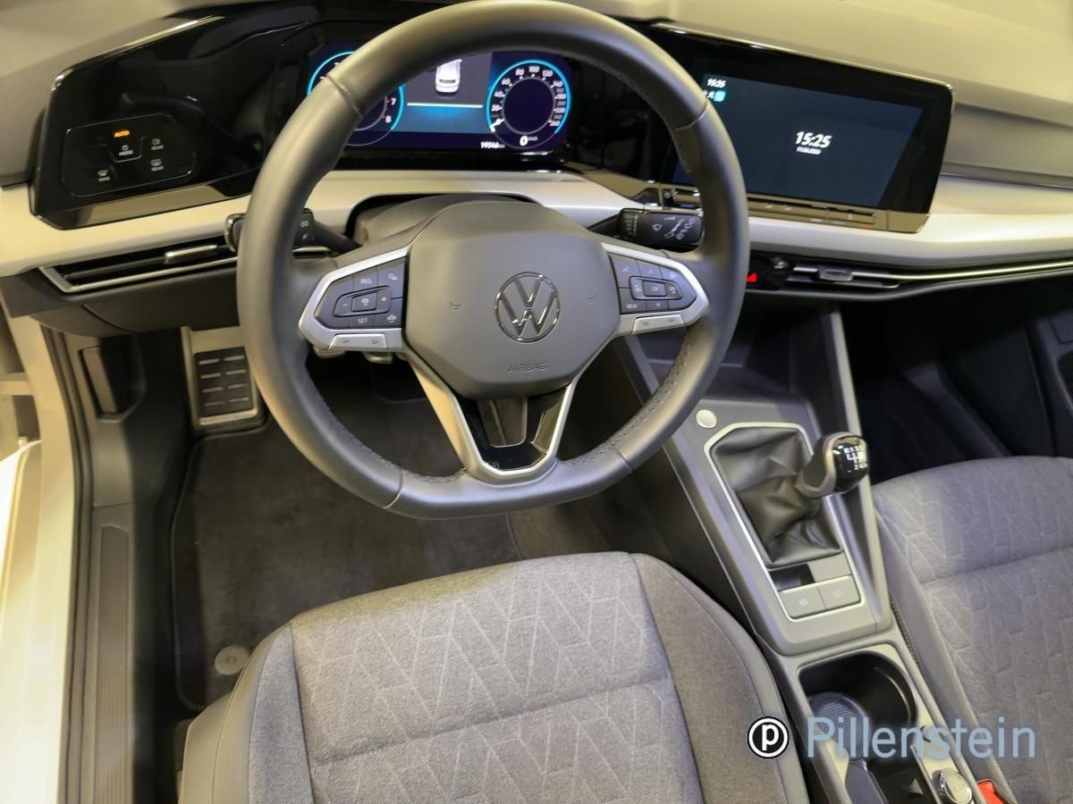 Volkswagen Golf - Bild 9