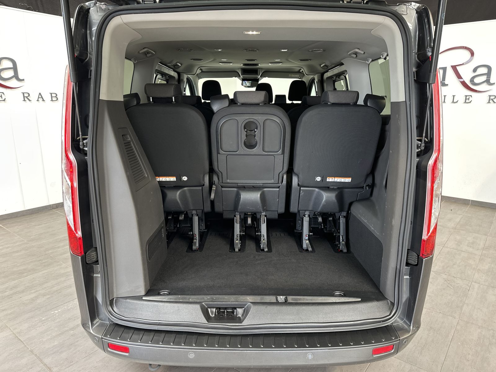 Fahrzeugabbildung Ford Custom 320 L2 Tourneo Titanium X NAV+XEN+KAM+2HD
