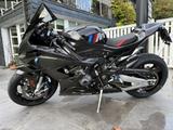 BMW M 1000 RR mit Ilmberger Carbon Umbau