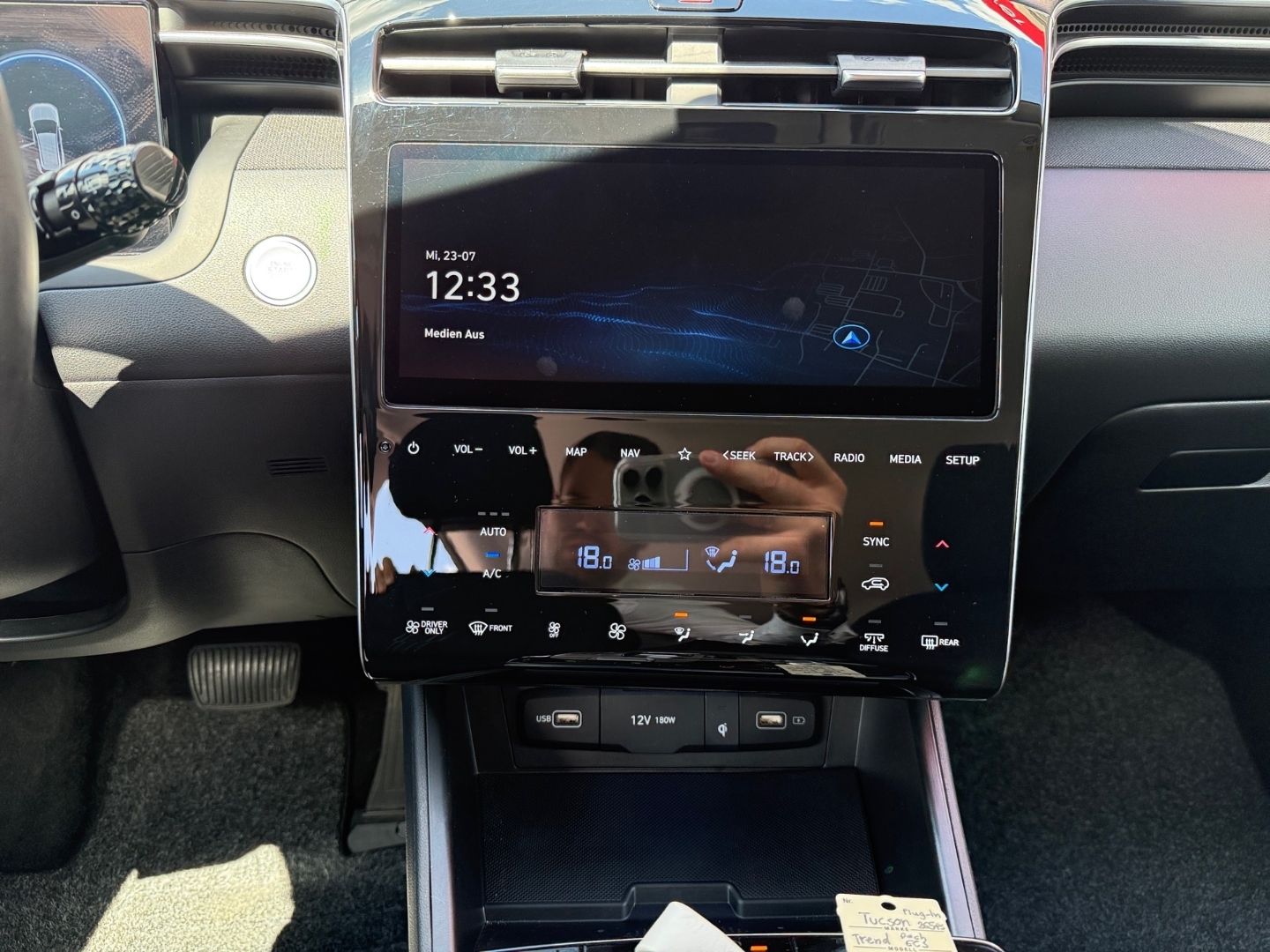 Fahrzeugabbildung Hyundai Tucson Trend Plug-In Hybrid 4WD 1.6 T-GDI +NAVI+