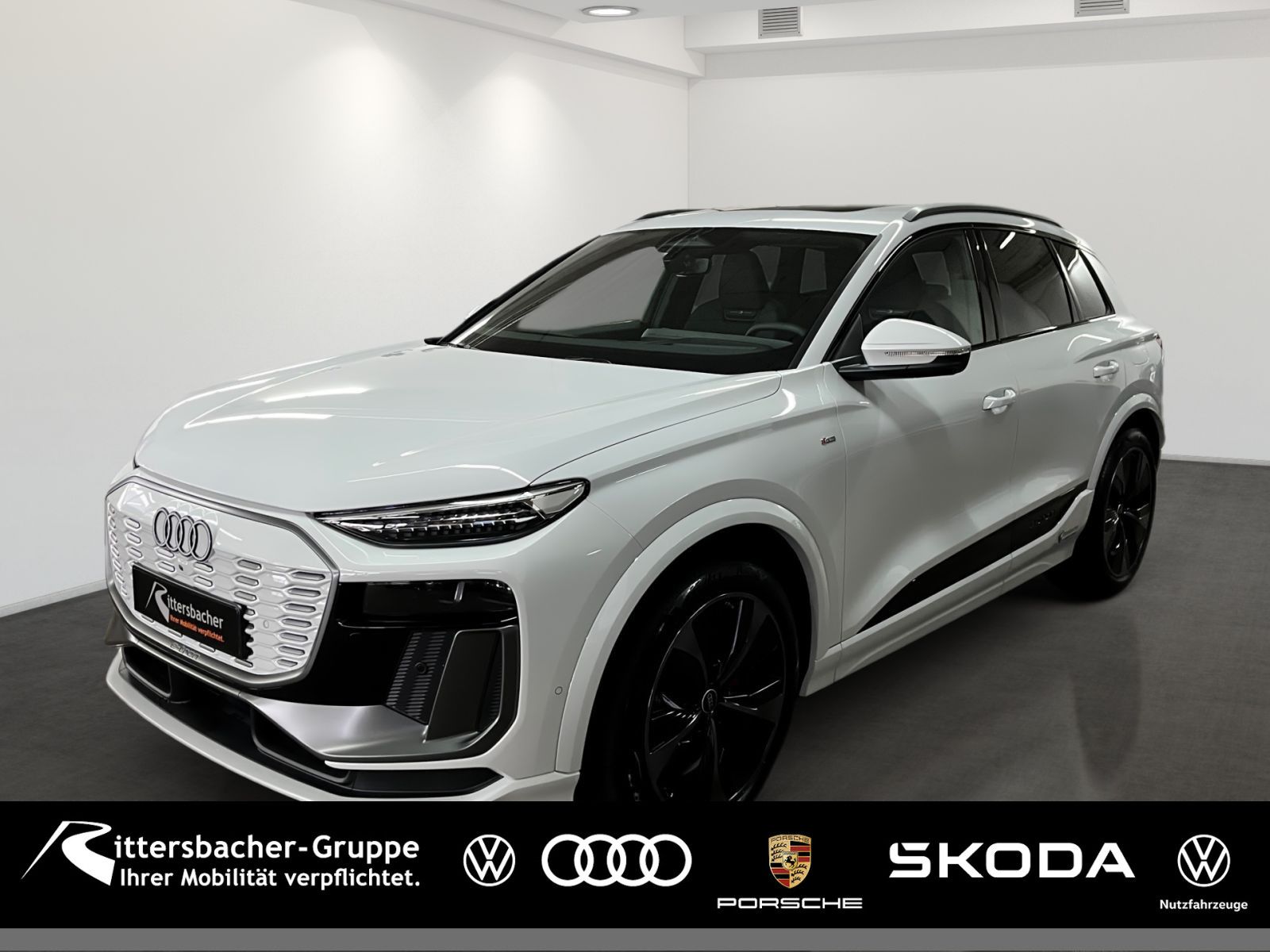 Audi Q6 SUV e-tron performance Tech pro Pano Int. S A