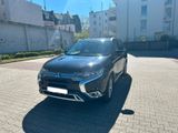 Mitsubishi Outlander 2.4 MIVEC PLUG-IN HYBRID 4WD Plus ...