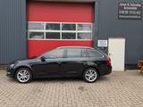Skoda Octavia Combi Ambition - Skoda Octavia: Ambition Combi