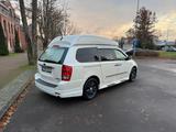 Kia Carnival - Kia Carnival mit Diesel-Antrieb: Kleinbus