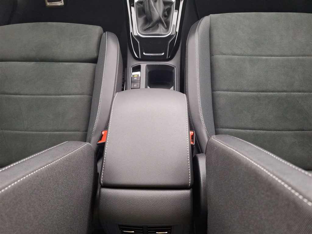 Volkswagen T-Roc R-Line 1.5 TSI DSG Business-Paket