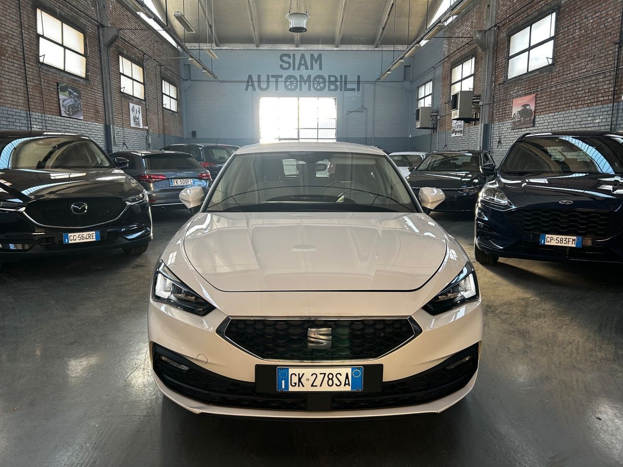 SEAT Seat Leon 2.0 TDI Business berlina neopatentati