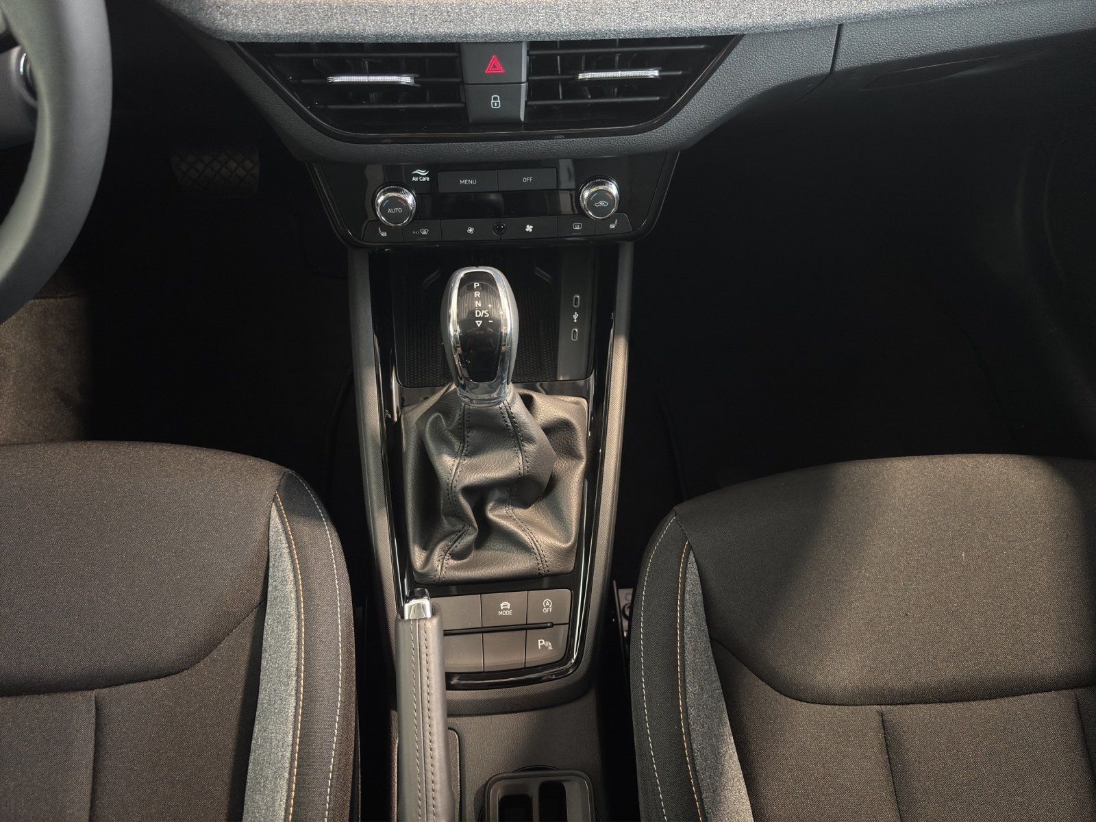 Fahrzeugabbildung SKODA Scala Tour 1,0 TSI 85 kW DSG