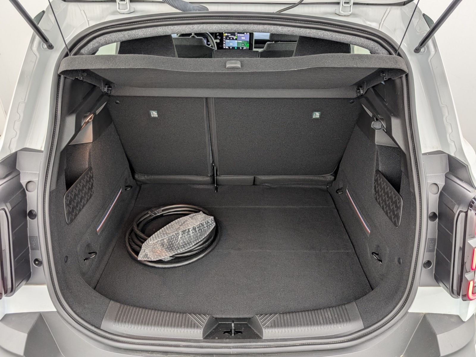 RENAULT R 4  E-Tech Evolution 150 Comfort Range – Bild 10