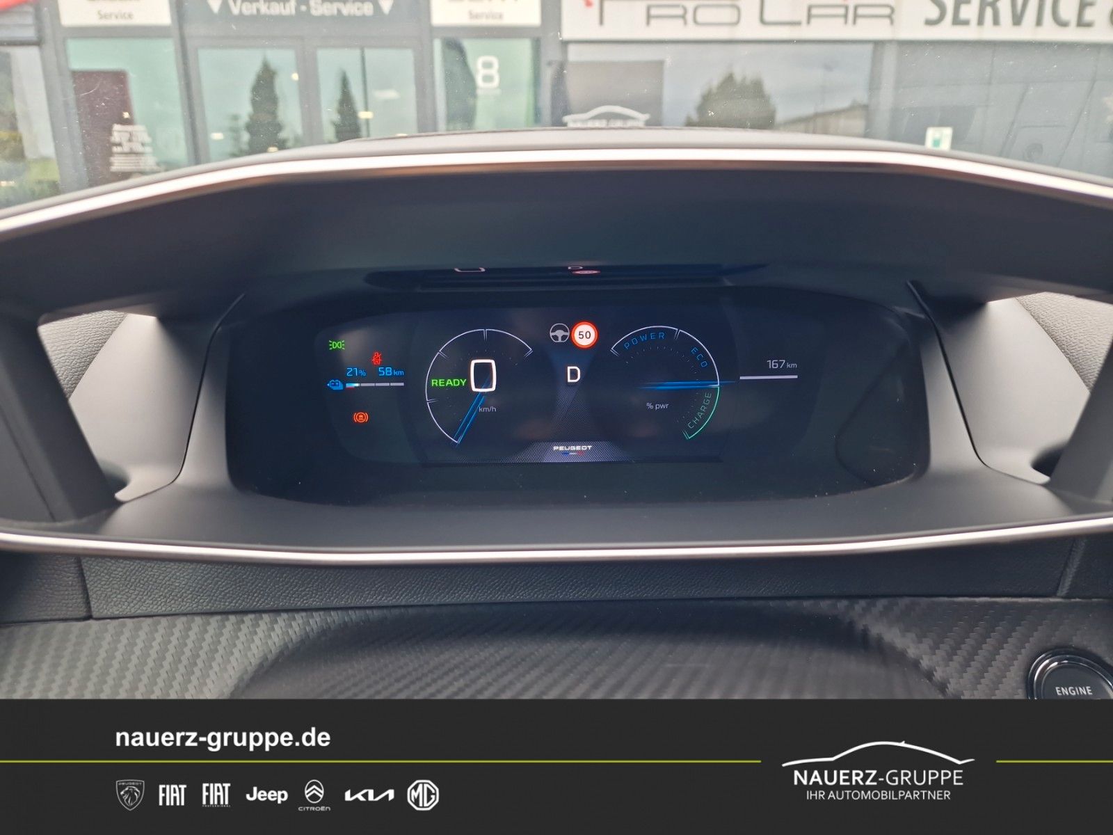 Fahrzeugabbildung Peugeot 2008E GT
