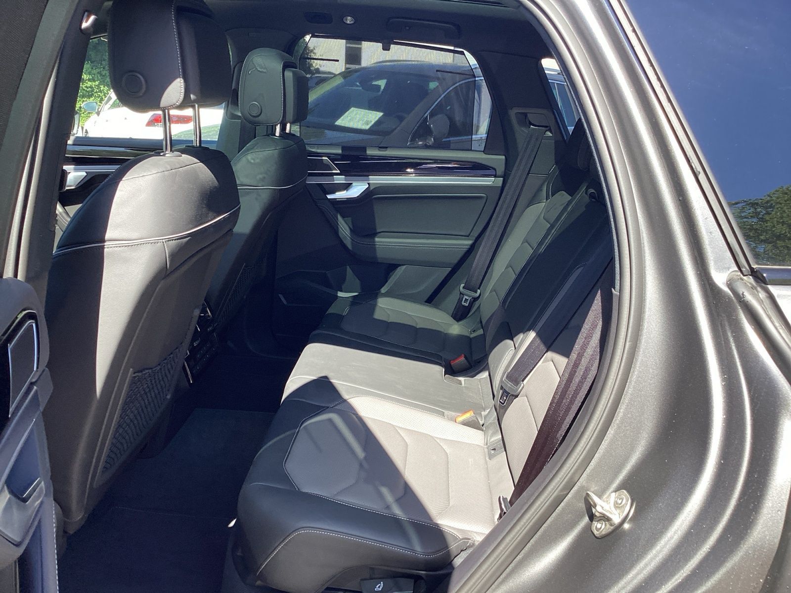 Volkswagen Touareg - Bild 14