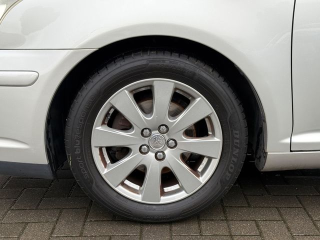 Toyota Avensis  Kombi 1.8 Travel