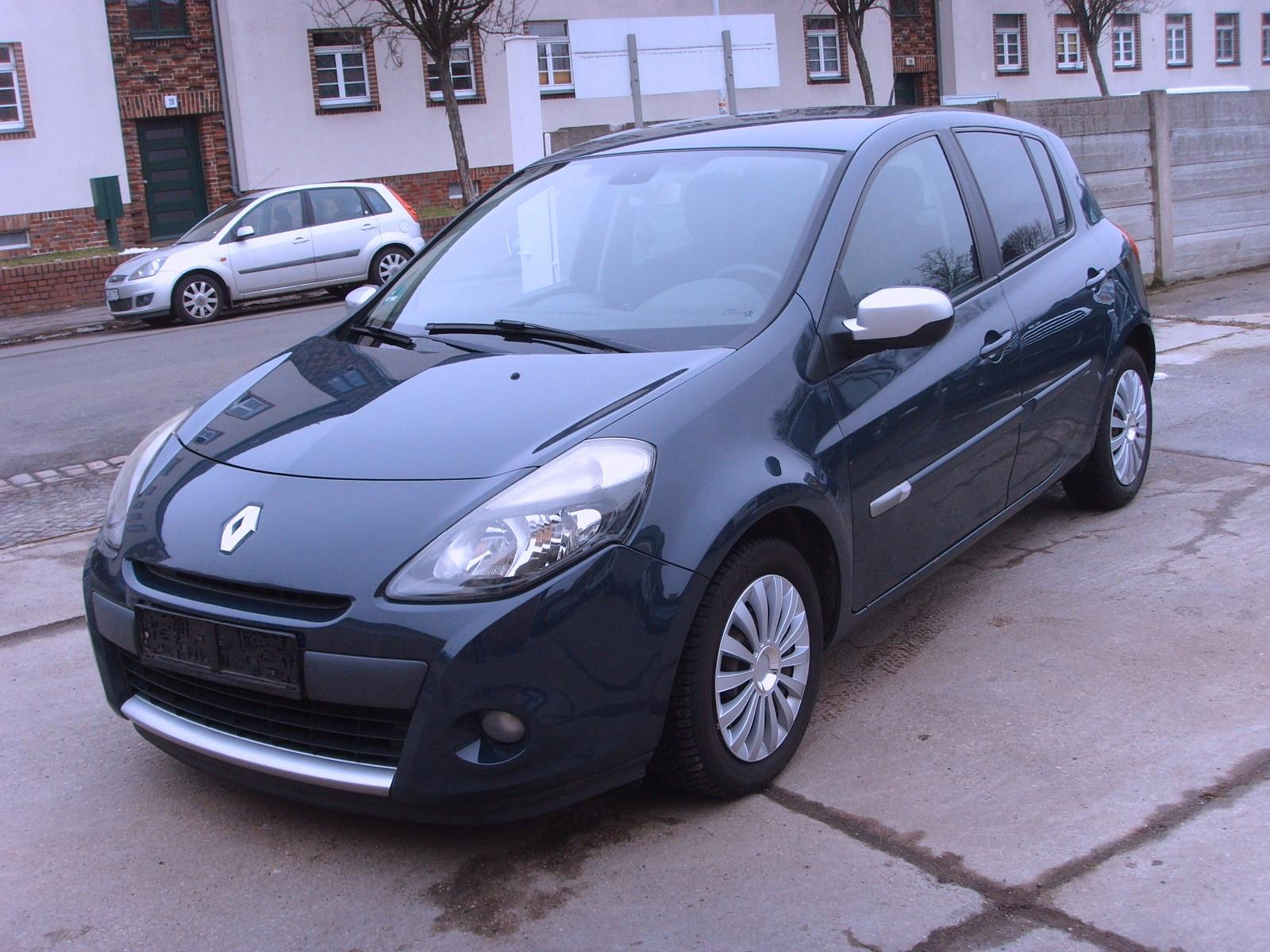 Renault Clio Dynamique TCE scheckheft