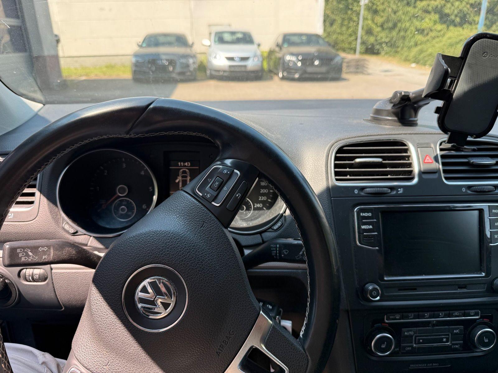 Volkswagen Golf 2012 — photo 9