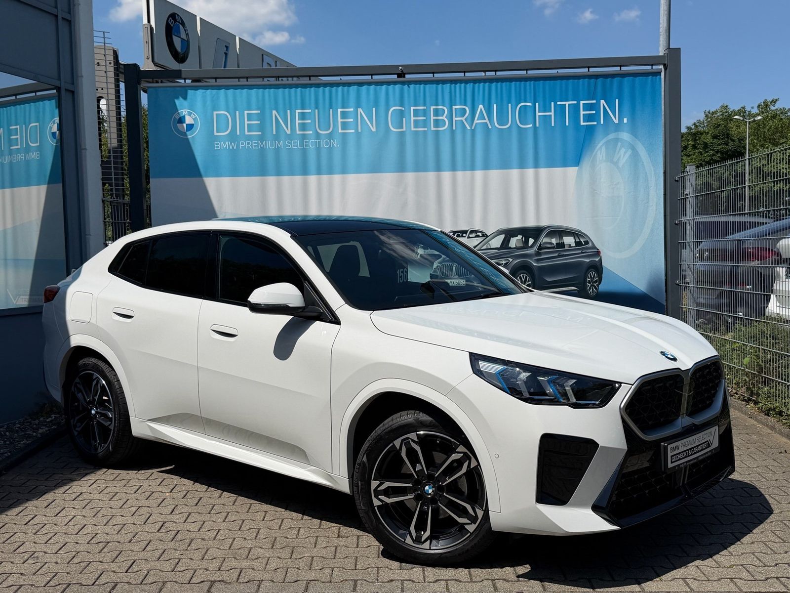 BMW X2 xDrive20d M Sport AHK PANO h&k Massage DA foto 4