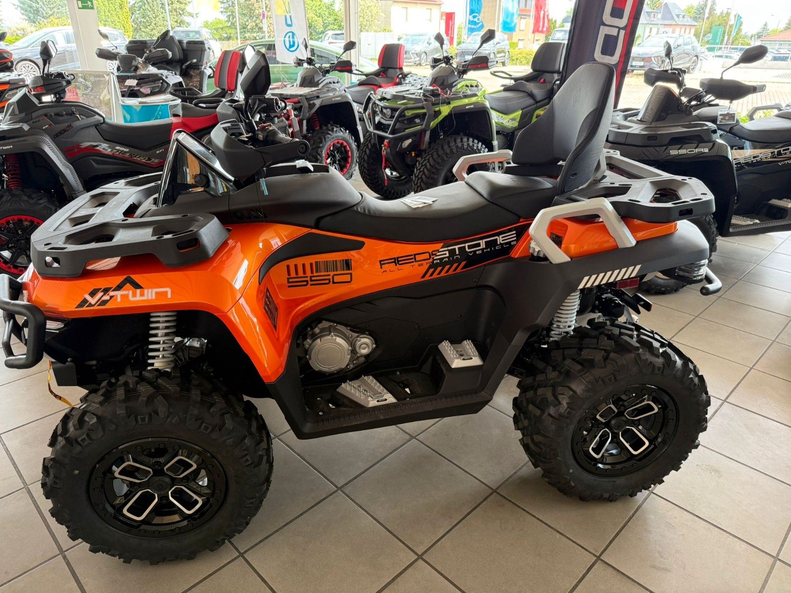 Fahrzeugabbildung BENDA Redstone 550 R2
