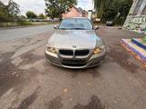 BMW 320 Baureihe 3 Touring 320d - mit Diesel-Antrieb: Gold, Vollleder, Kombi
