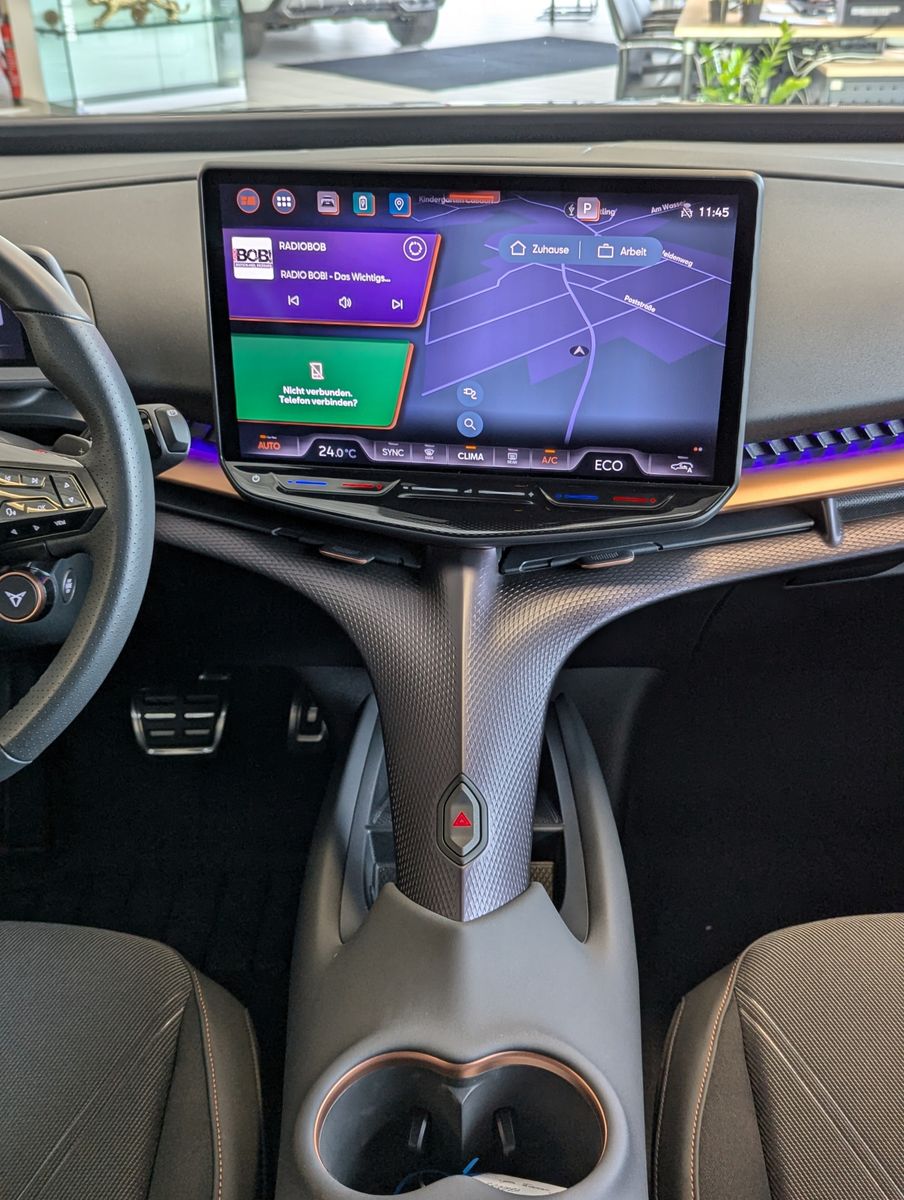 CUPRA Tavascan 210 kW Endura Drive-Pack 82kwh Navi-15" - Image 20