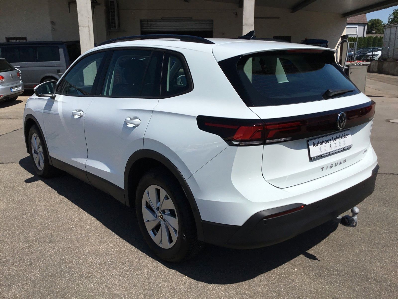Fahrzeugabbildung Volkswagen Tiguan 1.5 eTSI DSG+AHK+LED+Kamera+Sitzheizung