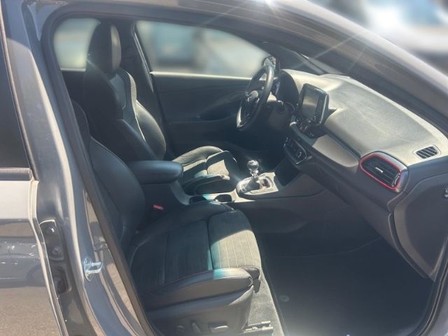 Fahrzeugabbildung Hyundai i30 Fastback N Performance +NAVI+KLIMA+PDC+RFK+U