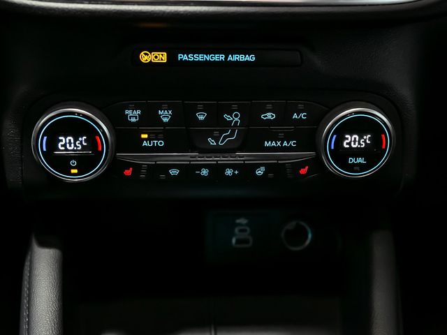 Ford Kuga 2.5 Plug-In Hybrid Titanium Kamera Navi