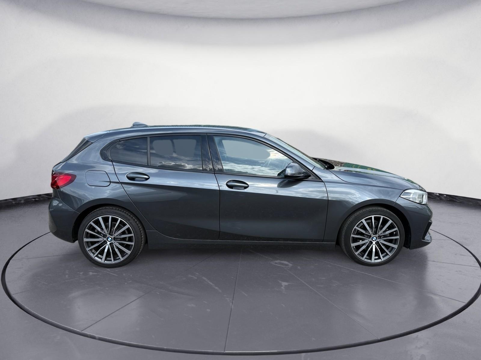BMW 118 i Sport Line Klimaaut. Sportsitze PDC Sitzhei, миниатюра 6