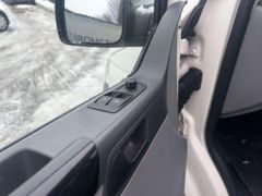 Fahrzeugabbildung Volkswagen T5 Kombi Kombi lang *8-SITZE / TÜV-12.2027 / 8-F