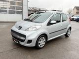 Peugeot 107 Millesim 200 70 - gebrauchte Peugeot 107 aus dem Jahr 2010