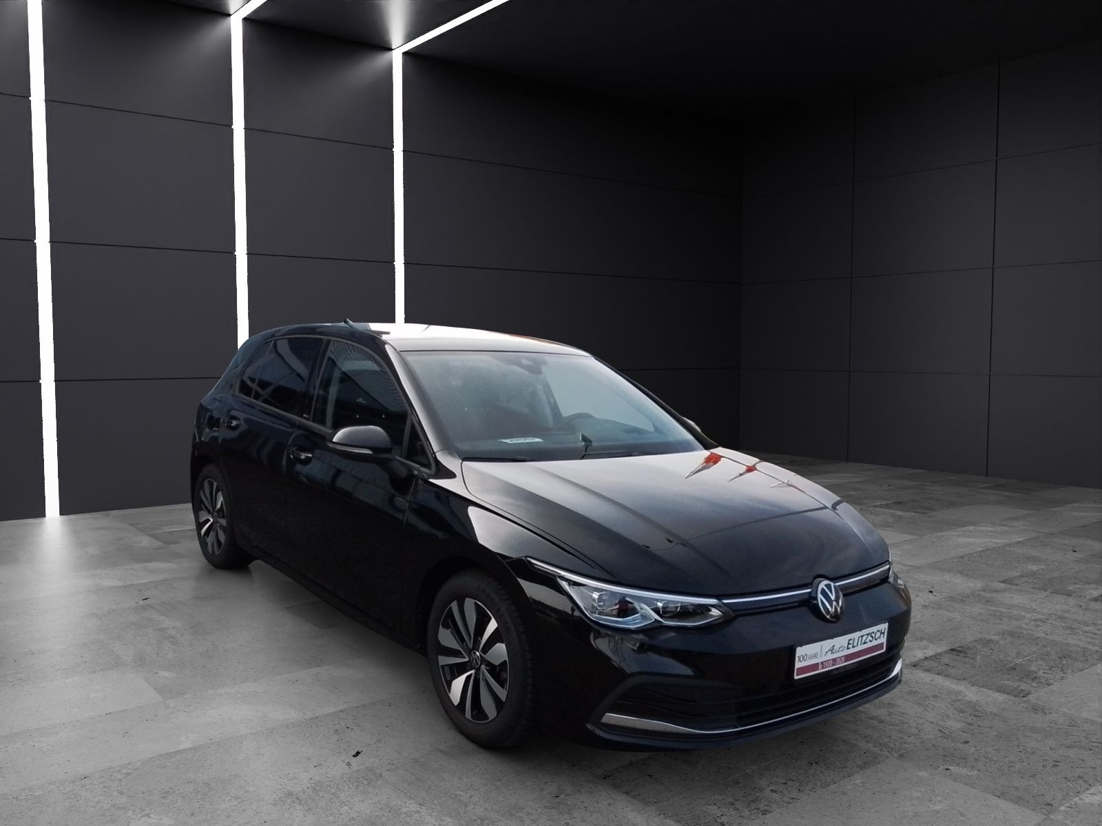 Fahrzeugabbildung Volkswagen Golf VIII TDI DSG AHK PANO RFK HuD ACC LED AID N