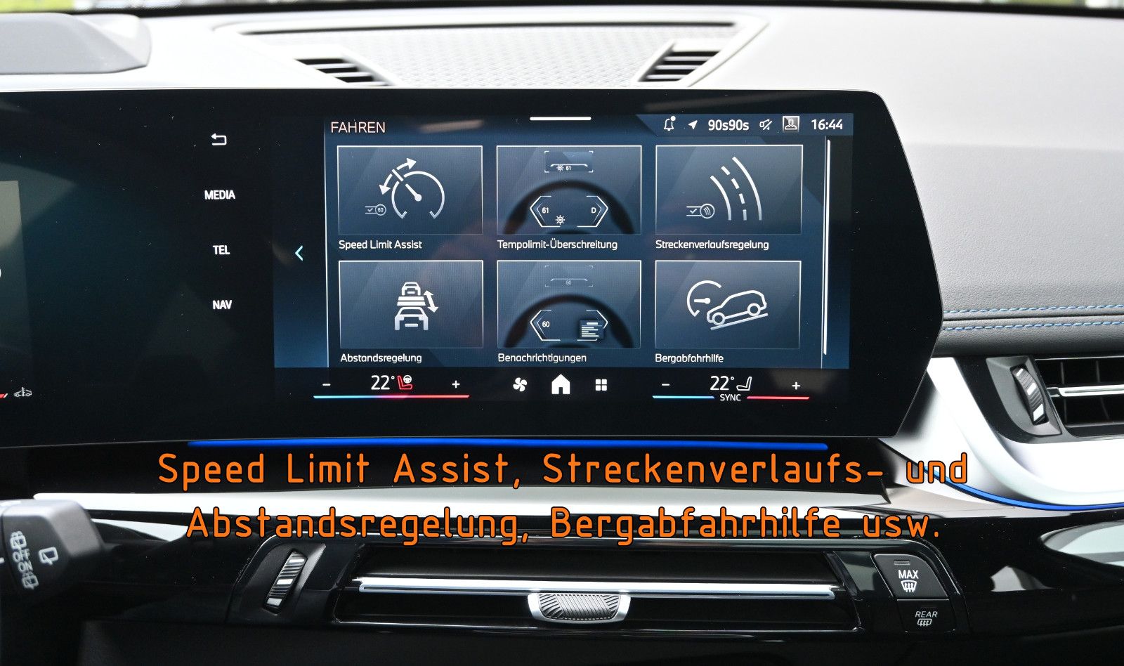 Fahrzeugabbildung BMW X1 xDr.23d M SPORT °ACC°AHK°HARMAN°HUD°MEMO°PANO