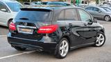 Mercedes-Benz B 180 Sport-Paket LEDER/XENON/KAMERA/SHZ/PDC - Mercedes-Benz B 180: Sport
