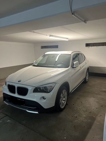 BMW Bmw x1 i25 Automatik 218 PS Benzin