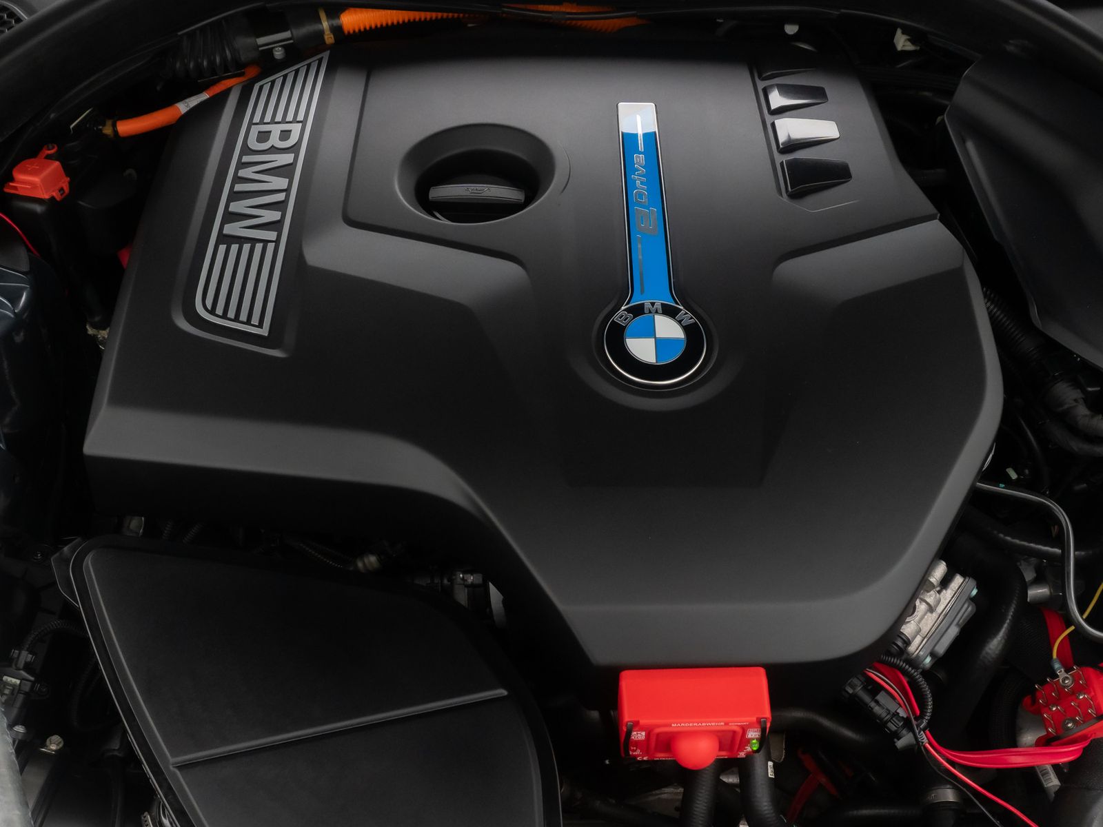 Fahrzeugabbildung BMW 530e Luxury Line ACC 360&deg; DAB Alarm Individual