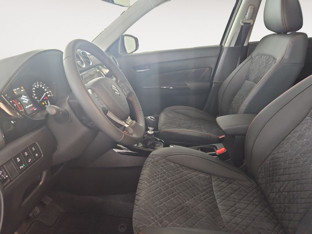 Fahrzeugabbildung Suzuki Vitara 1.4 Boosterjet Hybrid Allgrip Comfort+ X-