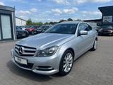 Mercedes-Benz C 180 CGI Coupe BlueEfficiency Sitzheizung - Mercedes-Benz C 180: Sportwagen