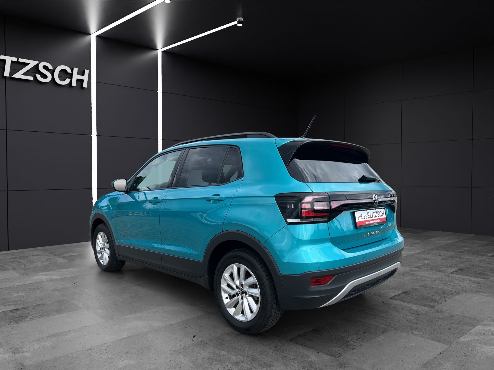 Fahrzeugabbildung Volkswagen T-Cross Life TSI LED ACC SHZ PDC WeConnect