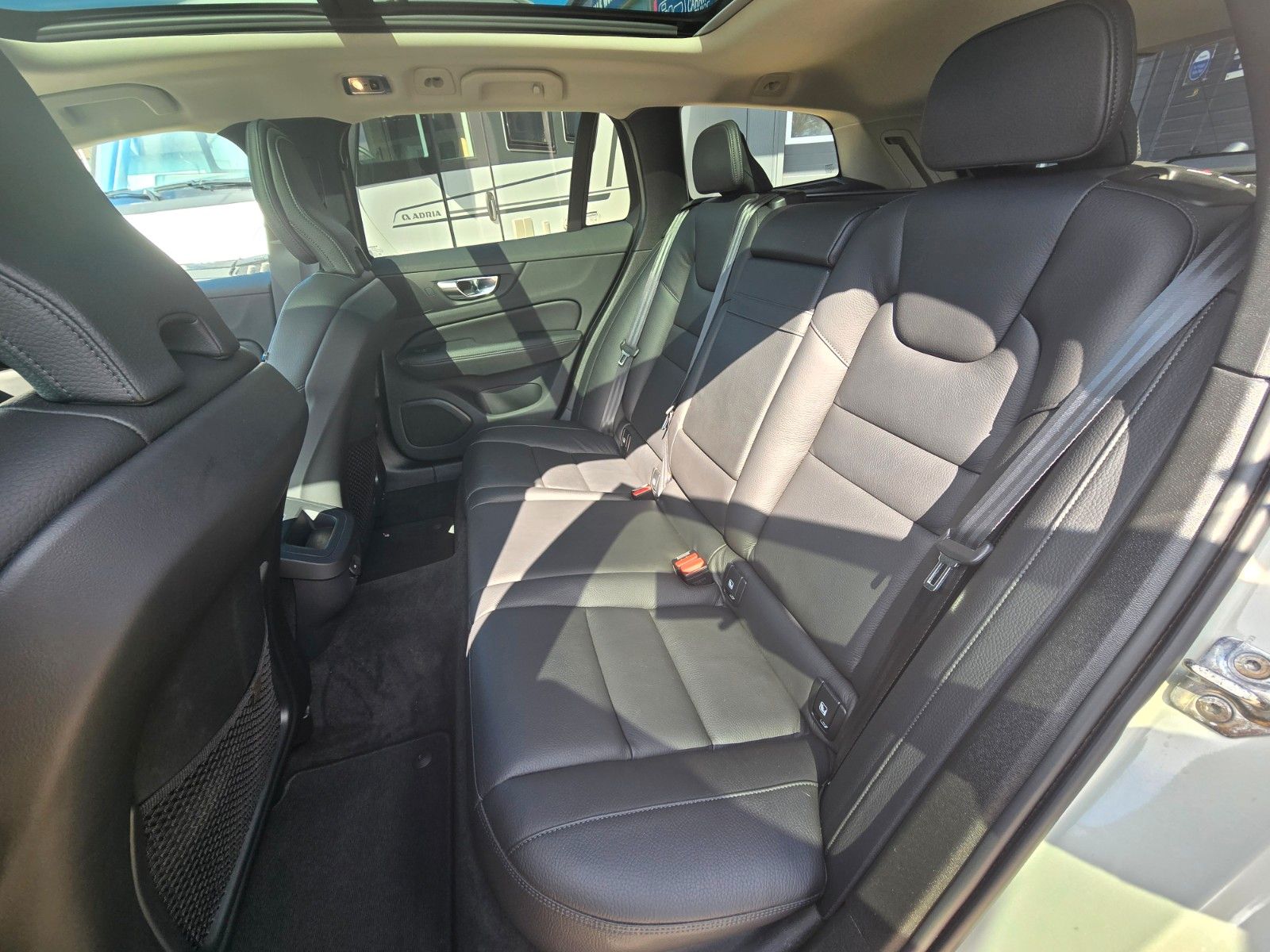 Volvo V60 Cross Country Pro AWD Navi Leder,360° Kamera foto 19