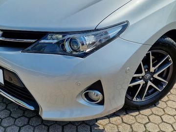 Toyota Auris - 5