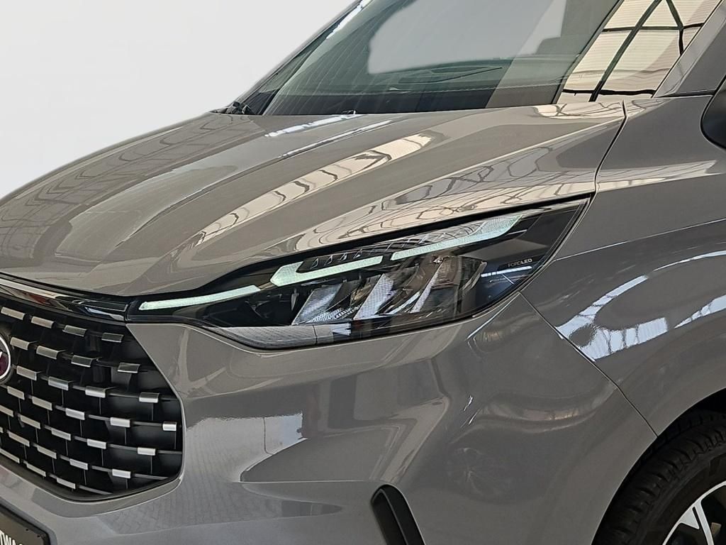 Fahrzeugabbildung Ford Tourneo Custom Titanium X 8 Sitze Pano 4xSitzhzg
