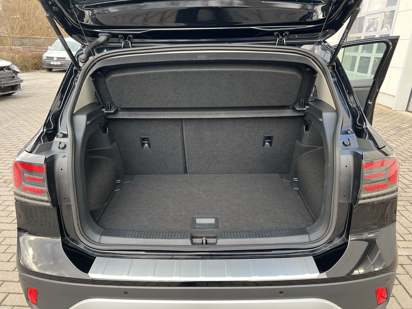 Volkswagen T-Cross - Bild 11