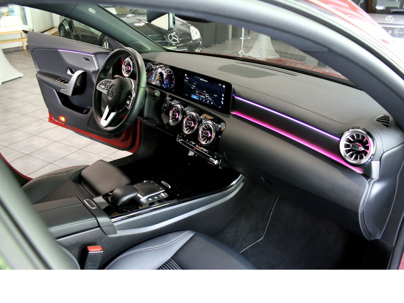 Fahrzeugabbildung Mercedes-Benz CLA 200 Progres. *Night-Paket*Totwinkel*Ambiente