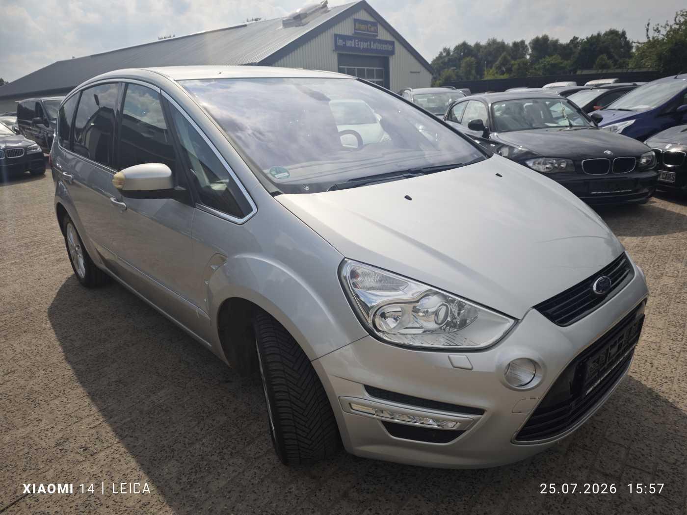 Ford S-MAX 2010 — interior