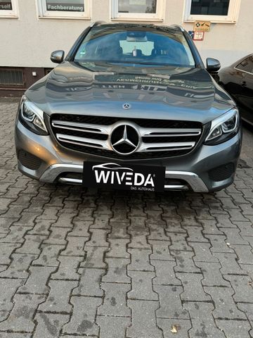 Mercedes-Benz GLC 250 4Matic~Park-P~Pano~Navi~PDC~LED~AHK~SHZ~