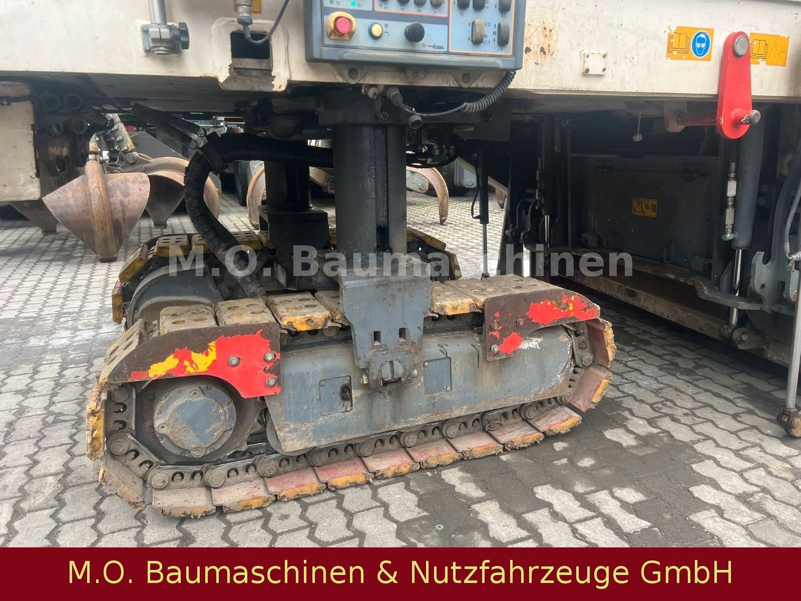 Fahrzeugabbildung Wirtgen W210 i / Straßenfräse /2000 mm /