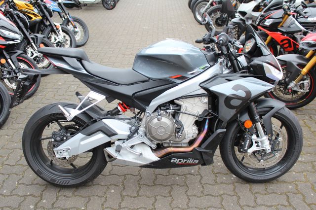 Aprilia Tuono 660