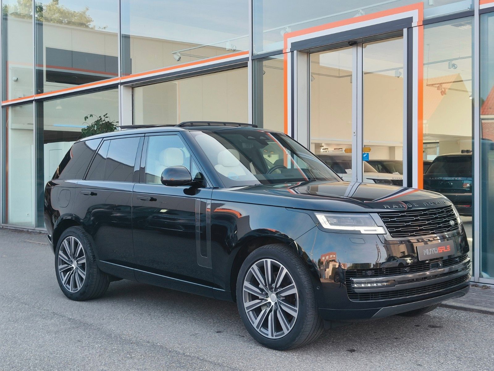 Land Rover RR D300 HSE Pano/ACC/4WS/Black pack imagem 2